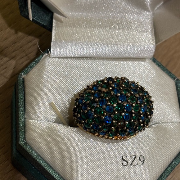 Elegant Gold and Blue-Green Gemstone Ring Adjustable Size - Picture 3 of 6